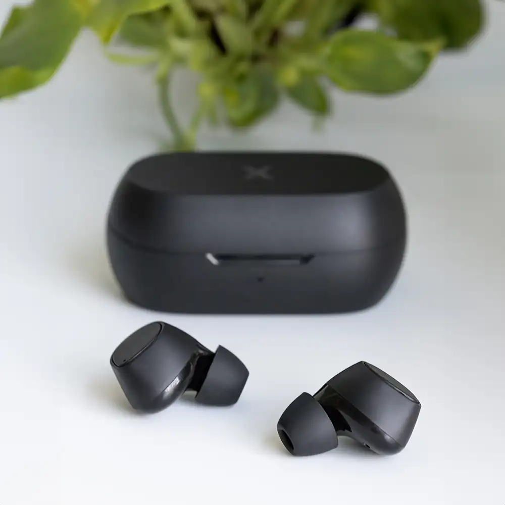Maxlife-TWS-MXBE-04-Black-bezicne-True-wireless-Bluetooth-slusalice-s-mikrofonom-crne-13.webp Maxlife TWS MXBE 04 Black bezicne True wireless Bluetooth slusalice s mikrofonom crne 13