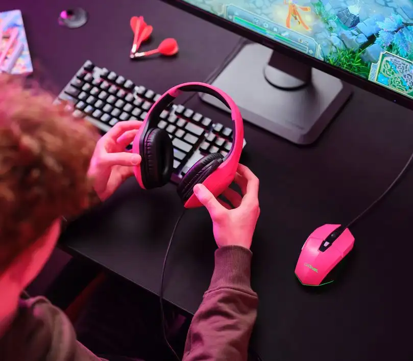 Trust-GXT-415P-Zirox-gaming-zicne-slusalice-s-mikrofononom-roze-8.webp Trust GXT 415P Zirox gaming zicne slusalice s mikrofononom roze 8