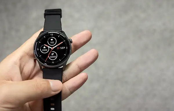 Colmi SKY 8 pametni sat crni 