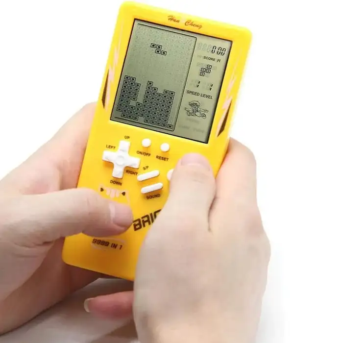 Tetris igra konzola žuta 02 Tetris igra konzola žuta